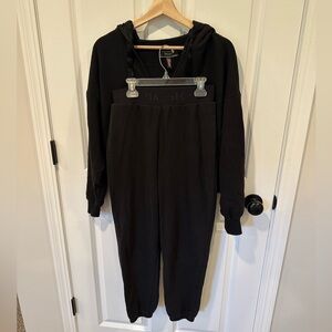 Victoria Seacrest Sweatpants Set